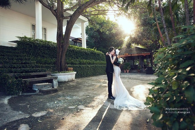 Vy Oanh khoe ảnh cưới ngọt ngào với chồng đại gia - ảnh 4