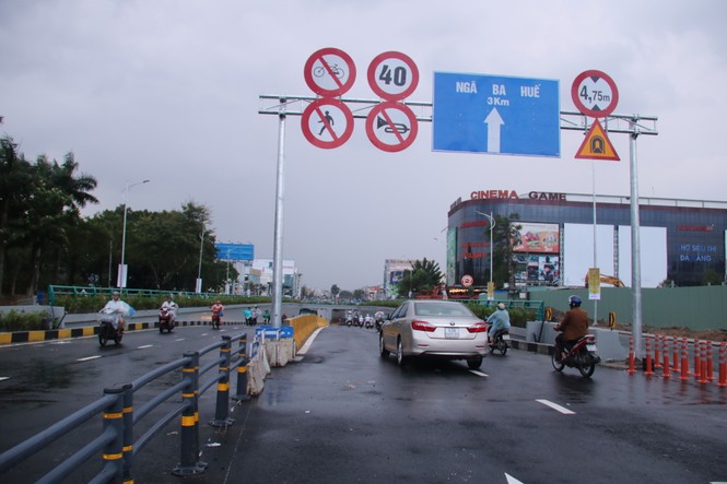 Hầm chui trăm tỉ phục vụ APEC đã thông xe - ảnh 1
