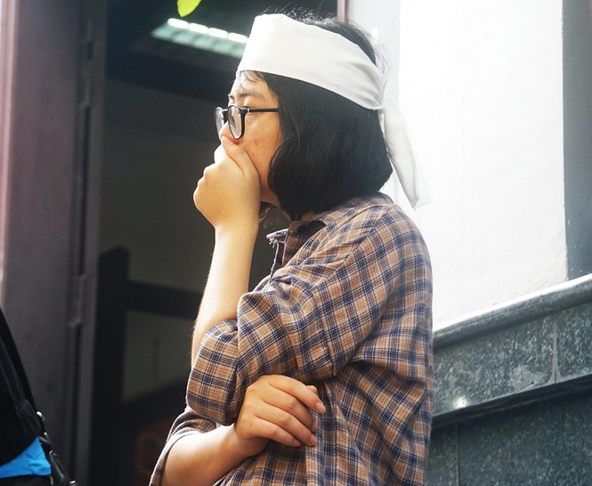 Giới trẻ nghẹn ngào tiễn đưa 'bà chủ nhà trọ tốt bụng nhất hệ mặt trời' - ảnh 2