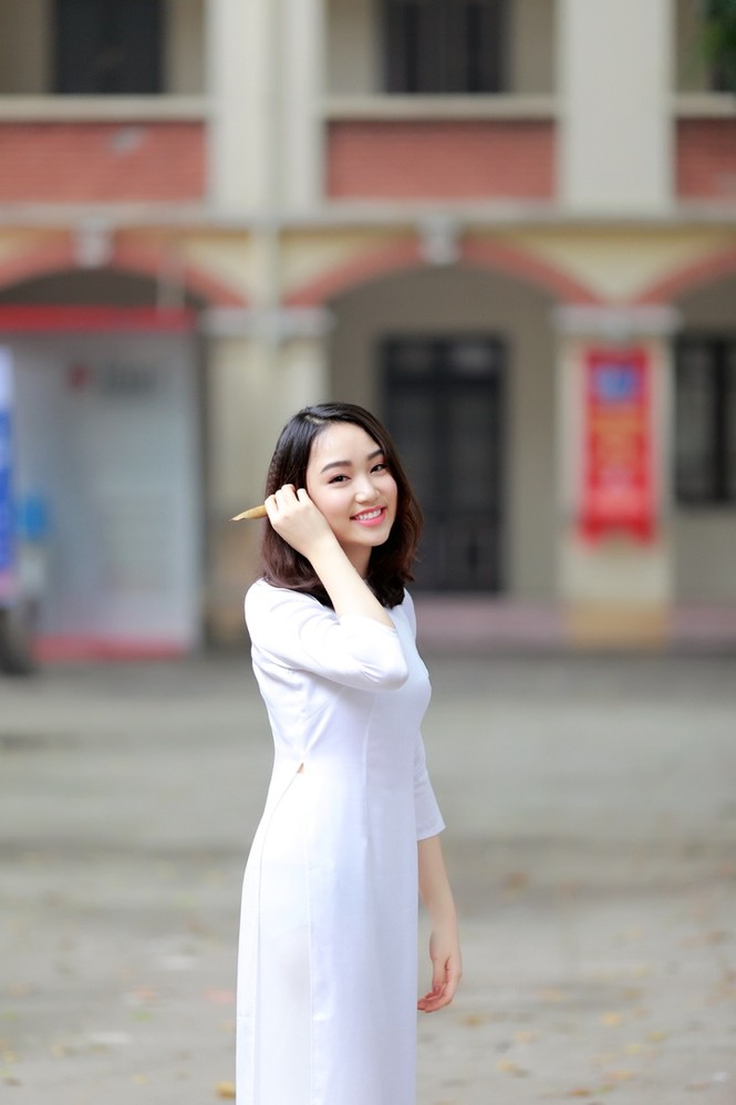 Gặp lại nữ sinh tặng hoa Chủ tịch Trung Quốc Tập Cận Bình - ảnh 2