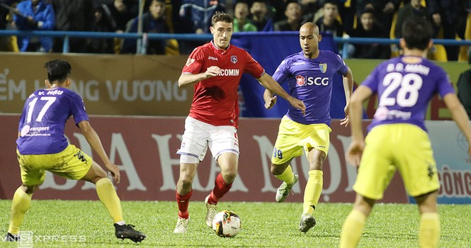 Cầu thủ Hà Nội khóc nức nở khi tuột chức vô địch V-League - ảnh 4