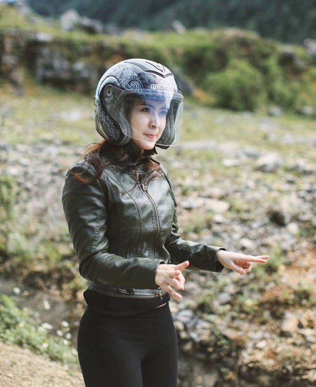 Nữ biker Việt lên báo Thái vì quá đẹp - ảnh 2