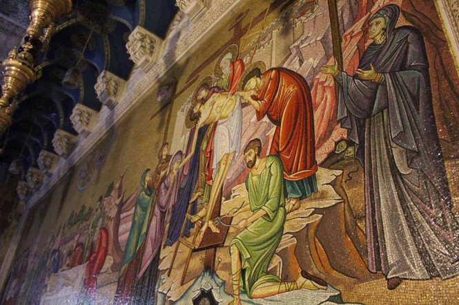 Những mái vòm tuyệt đẹp bên trong nhà thờ mộ Chúa Jesu - ảnh 8