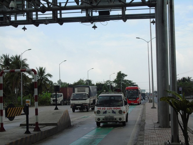 BOT Cai Lậy yên ắng sau ngày không thu phí - ảnh 6
