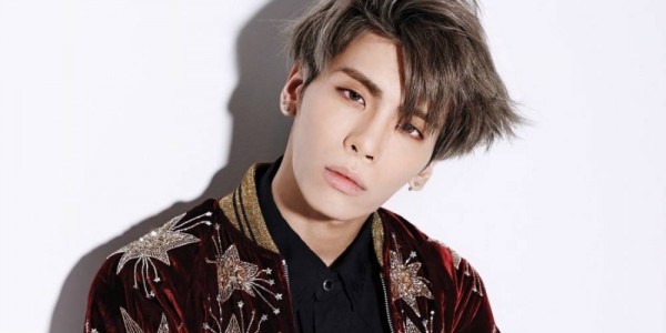 Tin Showbiz 18/12: Lộ diện MC 'Ai là triệu phú', Sao Hàn qua đời nghi tự sát - ảnh 3