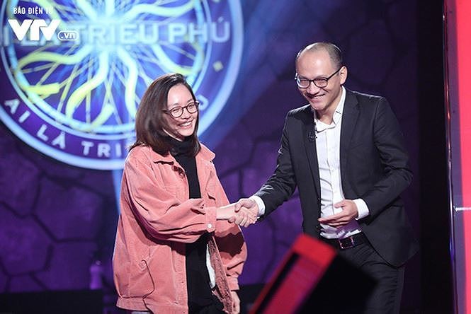Tin Showbiz 20/12: Người mẫu tự tử vì trầm cảm, giám khảo nói về chọn MC Phan Đăng - ảnh 3
