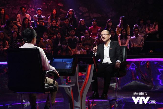 MC Phan Đăng chia sẻ cảm xúc lần đầu dẫn 'Ai là triệu phú' - ảnh 2