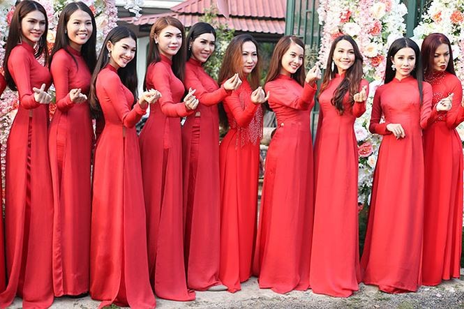 Mời 4 người yêu cũ và nhiều điều 'độc - lạ' tại đám cưới Lâm Khánh Chi - ảnh 3
