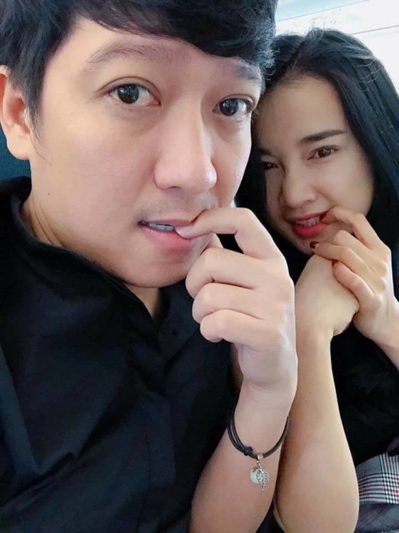 Showbiz 12/2: Trấn Thành ‘đứng hình’ khi bị gọi là Tiến Đạt - ảnh 1