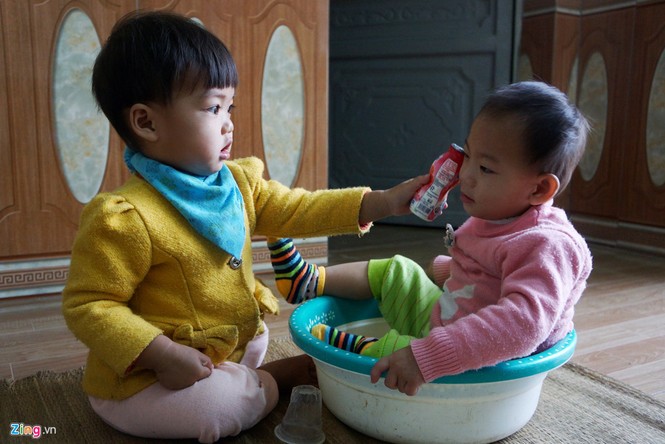 Bé sơ sinh suýt bị chôn sống hồi sinh kỳ diệu sau 2 năm - ảnh 4
