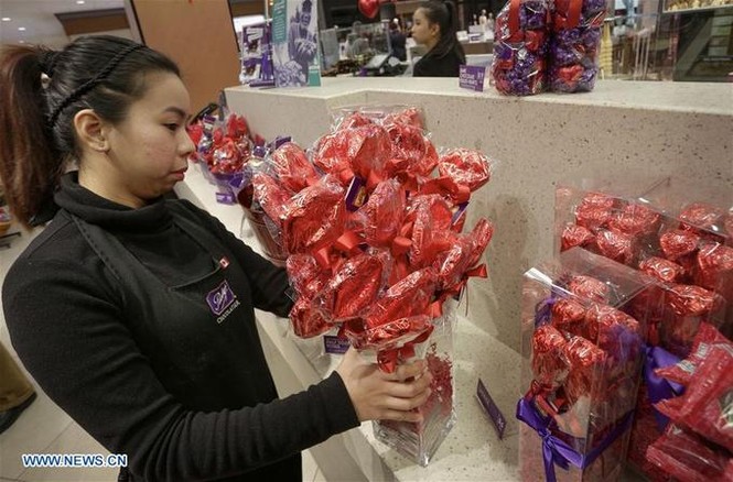 Không khí đón Valentine trên khắp thế giới - ảnh 5