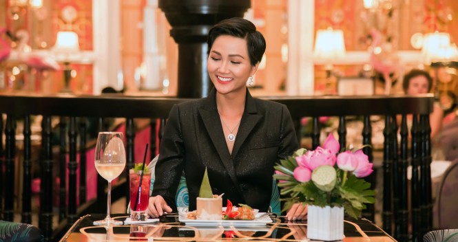 Bữa tối lãng mạn của Tân hoa hậu H’Hen Niê tại JW Marriott Phu Quoc - ảnh 3