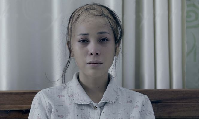 Showbiz 1/6: Sốc với hình ảnh bị ung thư của “Nữ hoàng trang sức” 2018 - ảnh 1