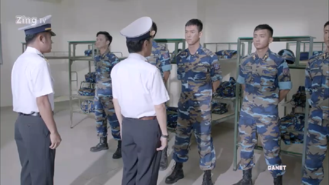 Những cảnh nào ở 'Hậu duệ mặt trời' khiến Bộ Quốc phòng yêu cầu sửa? - ảnh 6