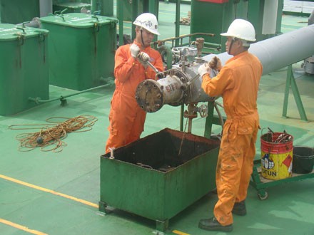 Tàu bị cướp cặp cảng, công an thực hiện điều tra nóng - ảnh 3