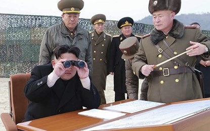 Nhà lãnh đạo Triều Tiên Kim Jong-un đã quan sát và chỉ đạo vụ bắn thử tên lửa thông minh mới của nước này. Ảnh minh họa.