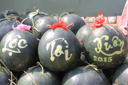 Dưa chưng tết hình dê đợi khách - ảnh 7