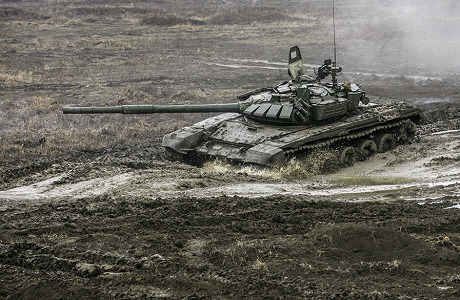 Loại xe tăng T72-BZ mới được Nga cải tiến và đưa vào sử dụng vào cuối năm 2013.