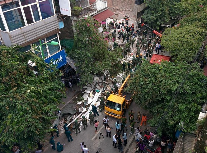 Hà Nội: Sập nhà 3 tầng, 2 người tử vong - ảnh 6