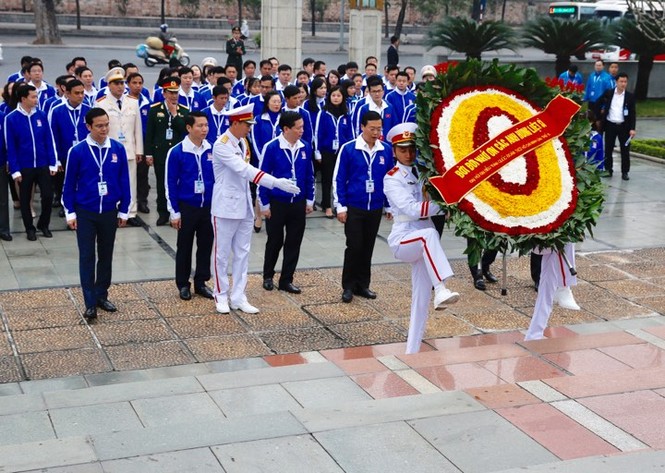 Ngày đầu tiên ĐH Đoàn toàn quốc lần thứ XI - ảnh 58