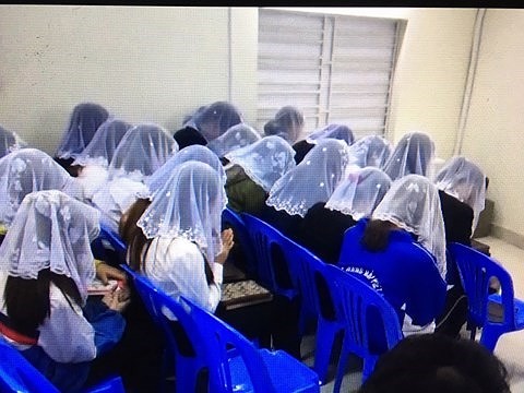 Phó hiệu trưởng bị kỷ luật vì tham gia 'Hội Thánh Đức Chúa Trời' - ảnh 1