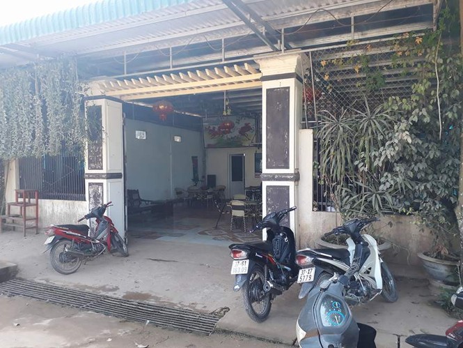 Đánh chết người trước quán cà phê vì ánh đèn pha xe máy - ảnh 1