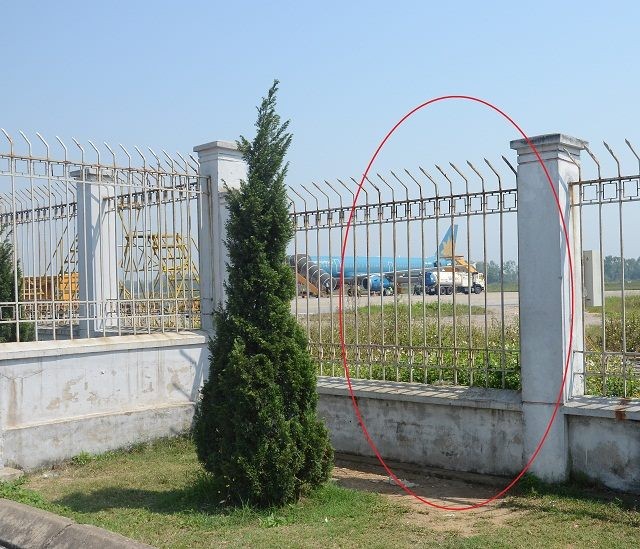 Nam thanh niên đột nhập vào sân bay vinh là sinh viên năm 2 - ảnh 1