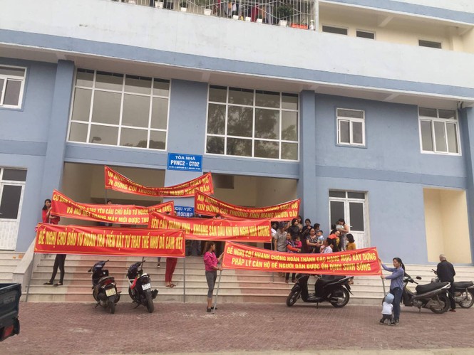 Người dân thấp thỏm trong chung cư 18 tầng chưa xong hệ thống PCCC - ảnh 2