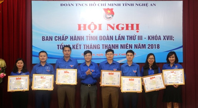 Nghệ An: Khen thưởng 21 tập thể xuất sắc trong tháng thanh niên 2018 - ảnh 2