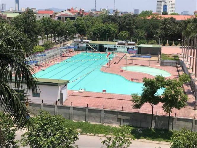 Chồng kể phút vợ cố nâng con khỏi mặt nước khi bị điện giật tại bể bơi - ảnh 2 Chồng kể phút vợ cố nâng con khỏi mặt nước khi bị điện giật tại bể bơi - ảnh 2