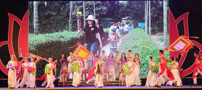Nghệ An: Khai mạc lễ hội Làng Sen 2018 - ảnh 3