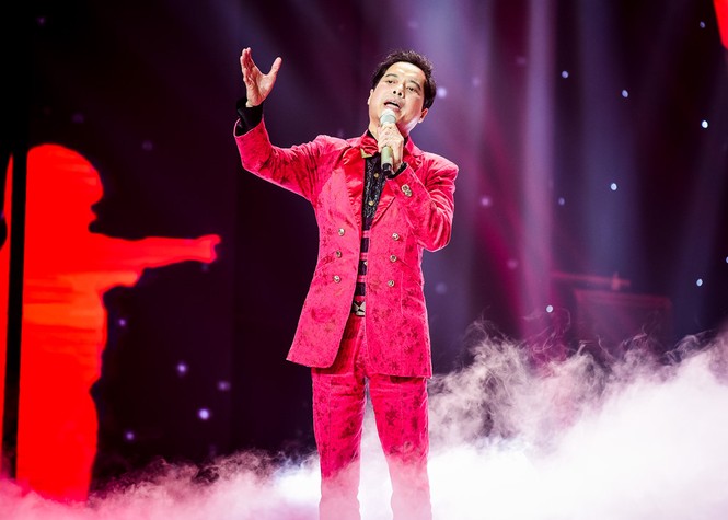 Chế Linh, Ngọc Sơn đi chung 'con đường xưa' ở Quảng Ninh - ảnh 1