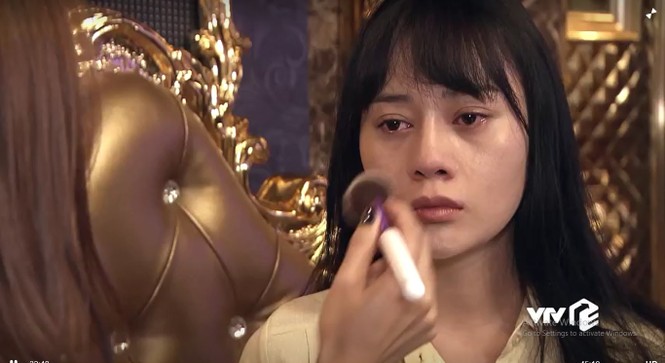 Quỳnh búp bê tập 2: Cắn khách hàng, Quỳnh bị đánh đập dã man - ảnh 3
