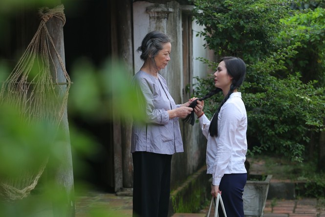 Ngày 20/10 nghe Lương Nguyệt Anh da diết hát 'Nhớ lời mẹ ru' - ảnh 3