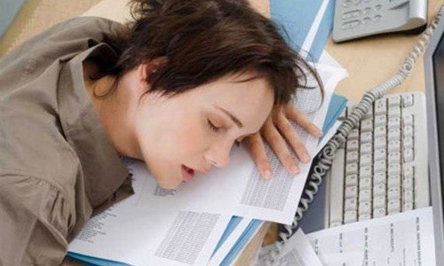 Ngủ nhiều cũng có hại như ngủ ít - ảnh 1