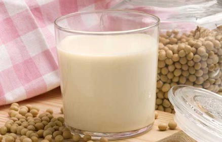 Sữa đậu nành: Ngon, bổ, trị nhiều bệnh - ảnh 1