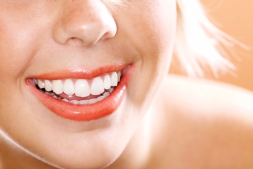 'Bí kíp' lưu giữ nụ cười duyên rạng rỡ - ảnh 1