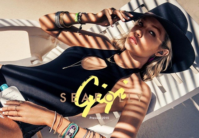 Gigi Hadid ‘thiêu đốt’ ánh nhìn với bikini giữa biển xanh - ảnh 6