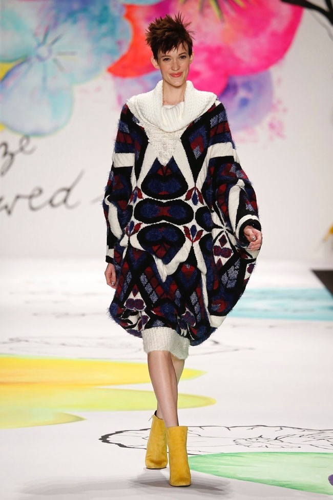 Bừng nở sắc hoa trong BST thu đông 2015 của Desigual - ảnh 23