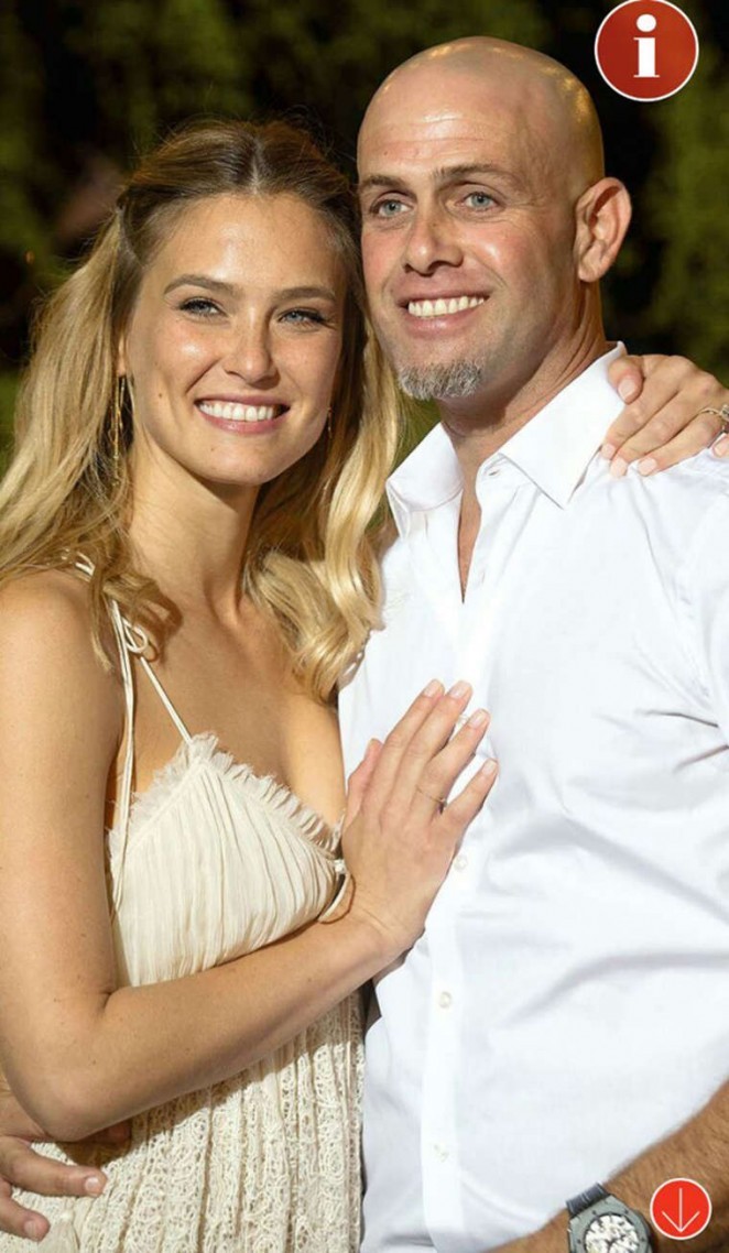 Siêu mẫu Bar Refaeli khoe sắc vóc nóng bỏng - ảnh 18