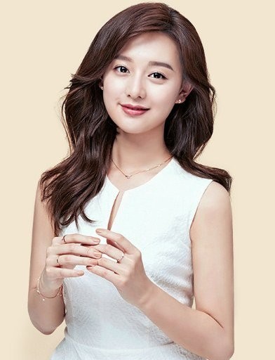 Người đẹp ‘Hậu duệ Mặt trời’ xinh tươi như hoa - ảnh 4
