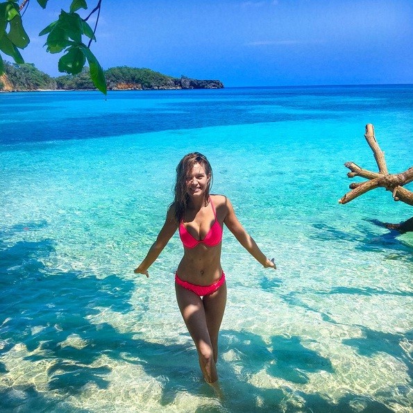 Siêu mẫu Victoria’s Secret thăm động Phong Nha, thám hiểm hang Sơn Đoòng - ảnh 5