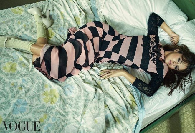 Selena Gomez ngày càng cuốn hút và gợi cảm - ảnh 2