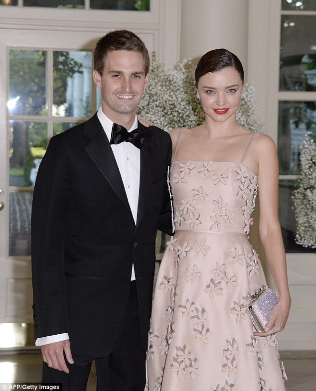 mirandakerr, orlandobloom,evanspiegel,snapchat,thienthannoiy - ảnh 7
