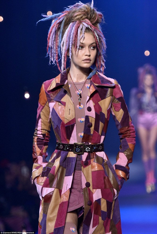 ,Irina Shayk, Adriana Lima, Sara Sampaio, Marc Jacobs, Irina Shayk, Gigi Hadid, Bella Hadid, Karlie Kloss - ảnh 2
