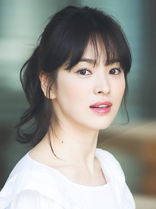 Song Hye Kyo, Won Bin, Lee Na Young, Song Seung Hun, Lưu Diệc Phi, Hậu duệ mặt trời - ảnh 3