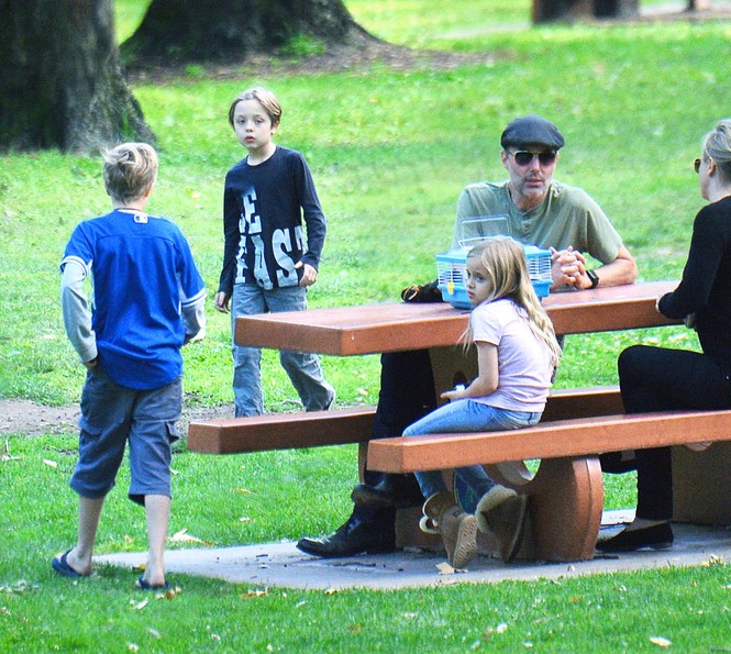 Angelina Jolie,Brad Pitt - ảnh 1