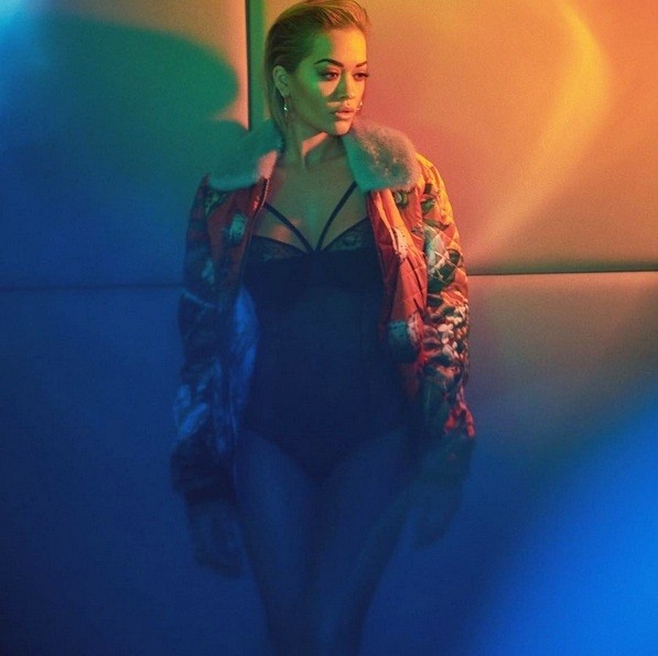 Rita Ora, DJ Calvin Harris, Taylor Swift, công chúa nhạc đồng quê - ảnh 5