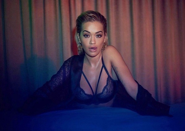Rita Ora, DJ Calvin Harris, Taylor Swift, công chúa nhạc đồng quê - ảnh 1