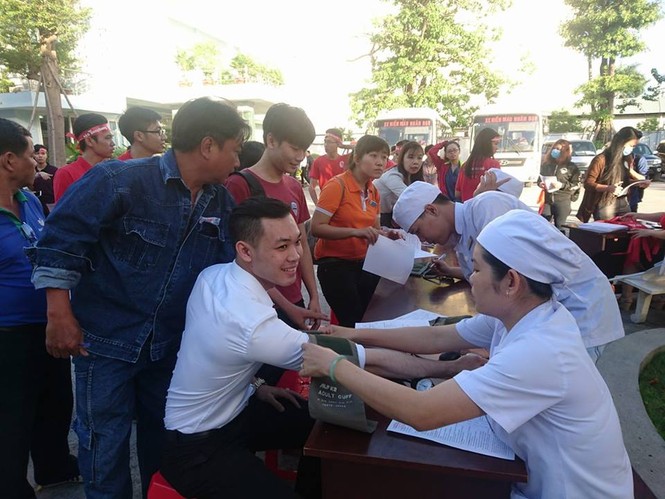 Chủ Nhật Đỏ 2017, Báo Tiền Phong - ảnh 91